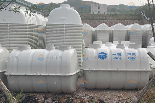 雨水天氣對(duì)于三格式化糞池的安裝有影響嗎 雨水天氣對(duì)于三格式化糞池的安裝有影響嗎